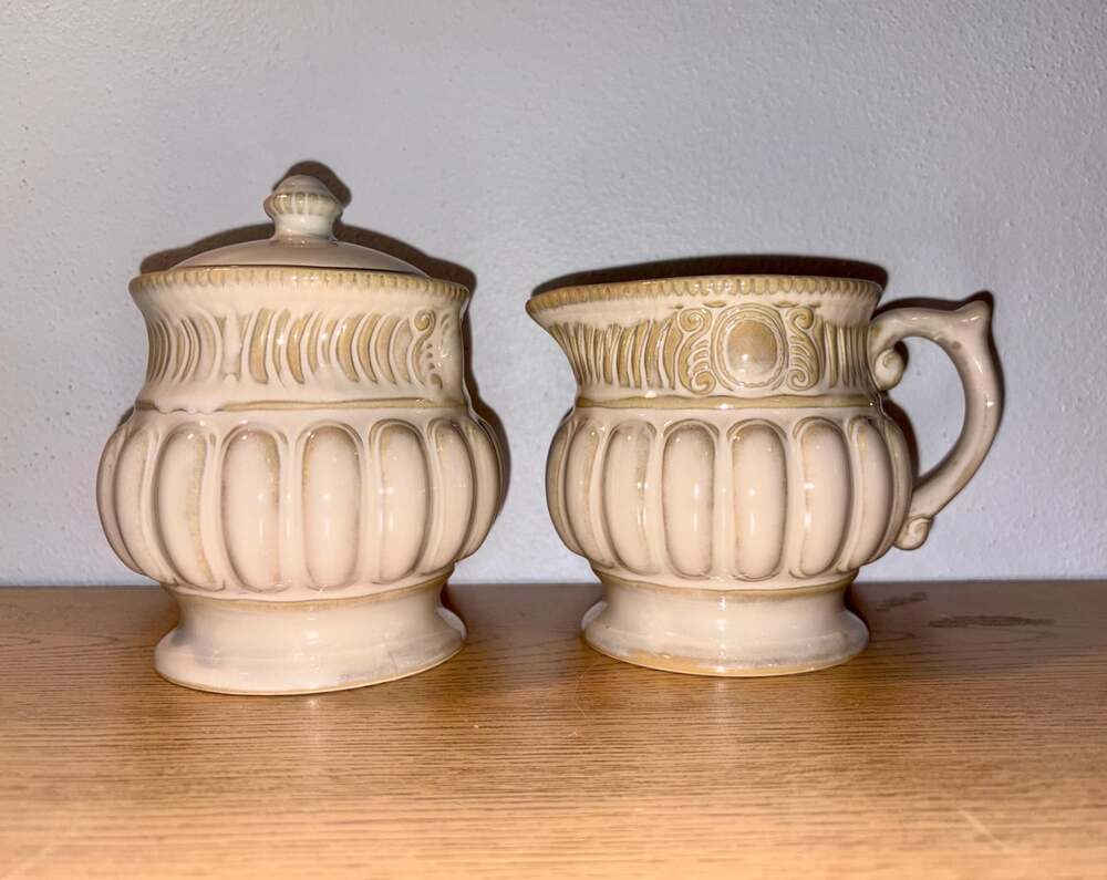 Pfaltzgraff Paladium Ivory Sugar and Creamer Set – Discontinued Stoneware, 12 oz